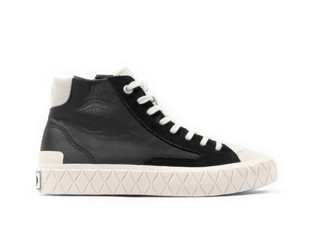 74320-016-M | PALLA ACE CHUKKA SUEDE | BLACK/MARSHMALLO